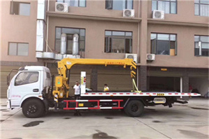 鼎城附近汽车轮胎更换