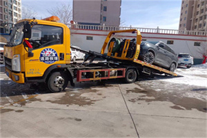 鼎城救援拖车费用怎么算