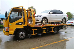 鼎城附近拖车救援24小时服务热线